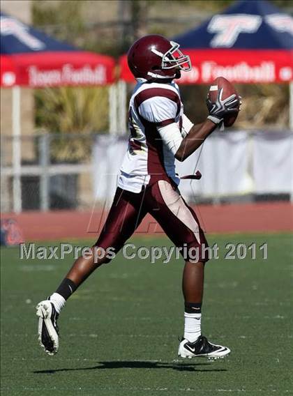 Thumbnail 3 in Valley Christian @ Tesoro  photogallery.