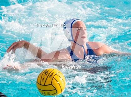 Thumbnail 2 in Oaks Christian vs Alta Loma (Bill Barnett Holiday Cup) photogallery.