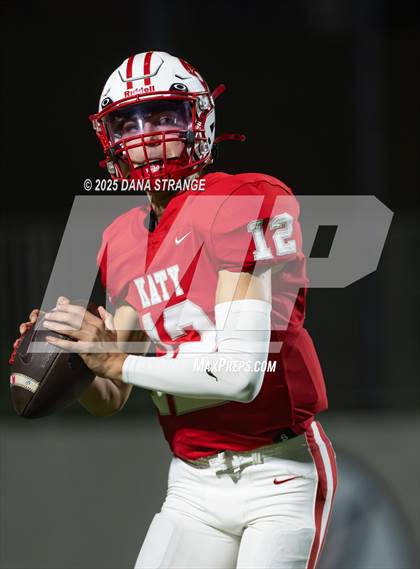 Thumbnail 3 in George Ranch @ Katy (UIL Football D2 Region III Bi-District) photogallery.