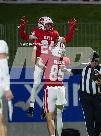 Thumbnail 1 in George Ranch @ Katy (UIL Football D2 Region III Bi-District) photogallery.
