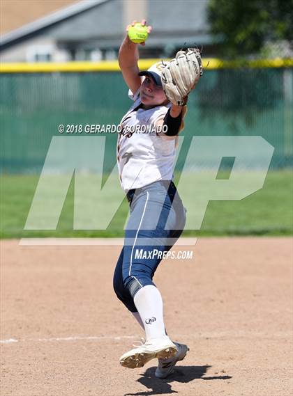 Thumbnail 3 in Elk Grove vs. Gregori photogallery.
