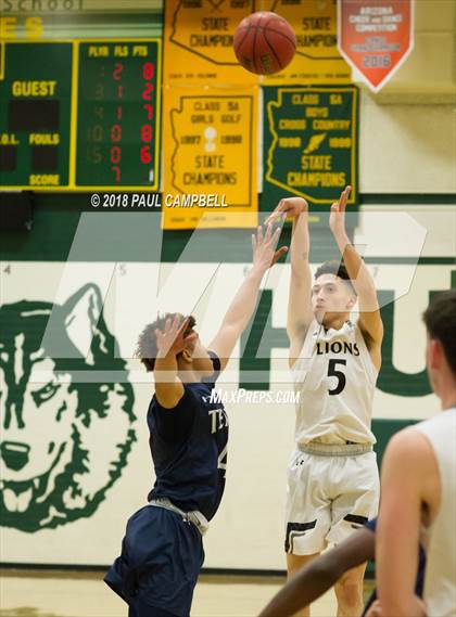 Thumbnail 2 in Mountain View vs. Tempe (Horizon Holiday Hoops Tournament) photogallery.