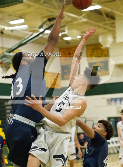 Thumbnail 1 in Mountain View vs. Tempe (Horizon Holiday Hoops Tournament) photogallery.