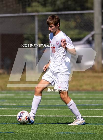Thumbnail 3 in Sanderson vs Smithfield-Selma (Clayton Midseason Classic) photogallery.