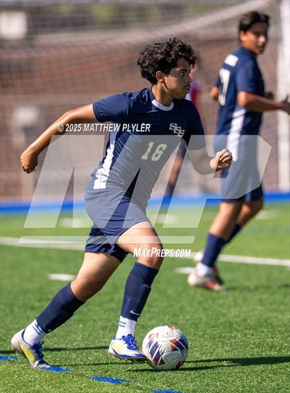 Thumbnail 1 in Sanderson vs Smithfield-Selma (Clayton Midseason Classic) photogallery.