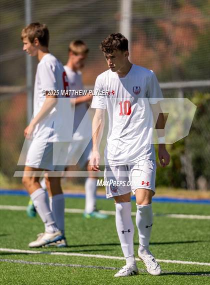 Thumbnail 2 in Sanderson vs Smithfield-Selma (Clayton Midseason Classic) photogallery.