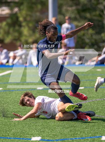 Thumbnail 3 in Sanderson vs Smithfield-Selma (Clayton Midseason Classic) photogallery.
