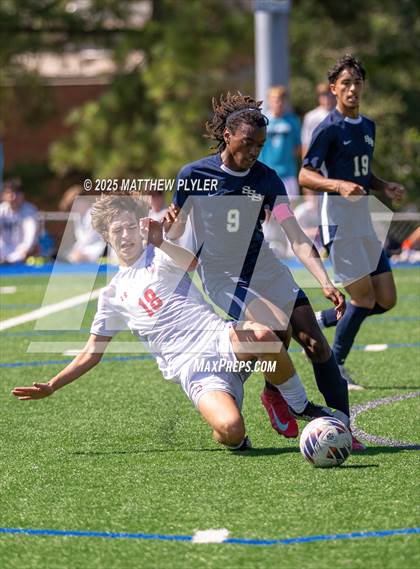 Thumbnail 2 in Sanderson vs Smithfield-Selma (Clayton Midseason Classic) photogallery.