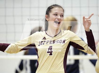 Thumbnail 3 in Jefferson vs. Washington-Liberty photogallery.