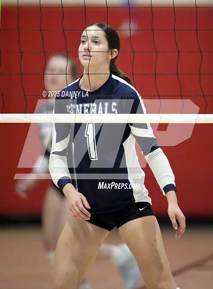 Thumbnail 1 in Jefferson vs. Washington-Liberty photogallery.