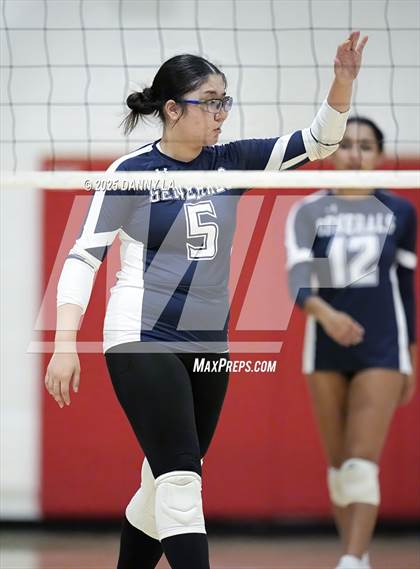 Thumbnail 3 in Jefferson vs. Washington-Liberty photogallery.