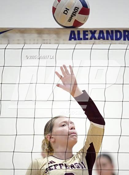 Thumbnail 3 in Jefferson vs. Washington-Liberty photogallery.