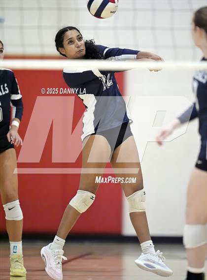 Thumbnail 3 in Jefferson vs. Washington-Liberty photogallery.