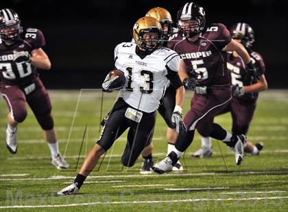 Thumbnail 2 in Cooper vs. Whitewright (UIL 2A Bi-District Playoff) photogallery.