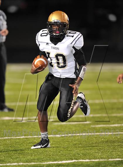 Thumbnail 3 in Cooper vs. Whitewright (UIL 2A Bi-District Playoff) photogallery.