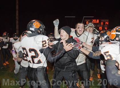 Thumbnail 3 in Webster @ Edgar (WIAA D6 Level 2 Playoff) photogallery.