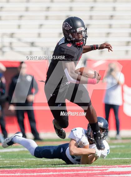 Thumbnail 3 in Langham Creek vs. Kingwood (UIL 6A Regional Playoffs) photogallery.