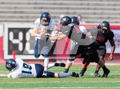 Thumbnail 2 in Langham Creek vs. Kingwood (UIL 6A Regional Playoffs) photogallery.