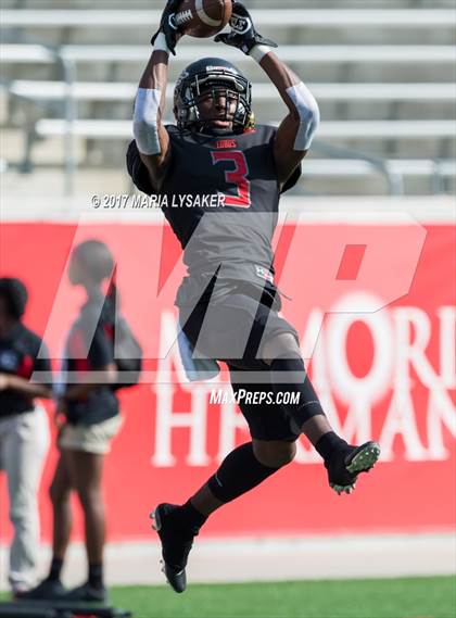 Thumbnail 2 in Langham Creek vs. Kingwood (UIL 6A Regional Playoffs) photogallery.