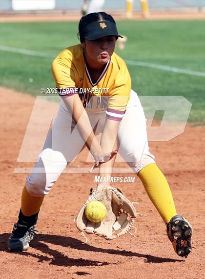 Thumbnail 3 in Mountain Pointe @ Horizon photogallery.