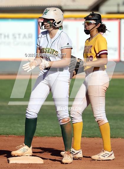 Thumbnail 3 in Mountain Pointe @ Horizon photogallery.