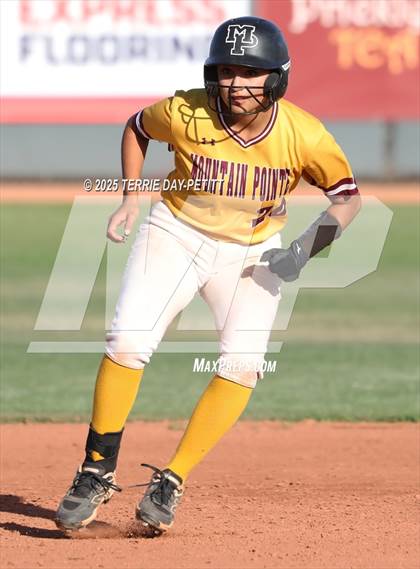Thumbnail 3 in Mountain Pointe @ Horizon photogallery.