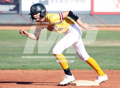 Thumbnail 1 in Mountain Pointe @ Horizon photogallery.