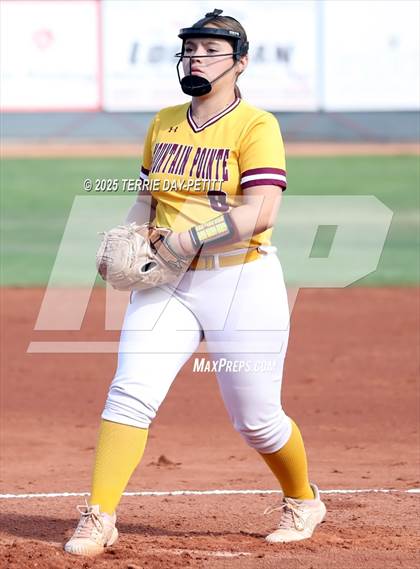 Thumbnail 3 in Mountain Pointe @ Horizon photogallery.