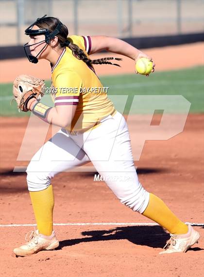 Thumbnail 1 in Mountain Pointe @ Horizon photogallery.