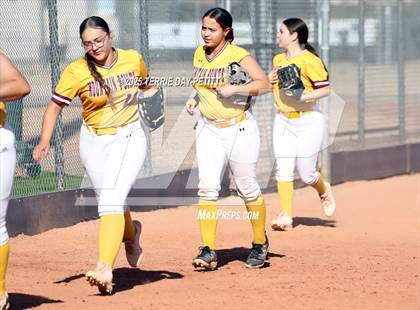 Thumbnail 2 in Mountain Pointe @ Horizon photogallery.