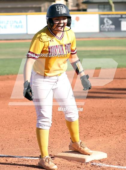 Thumbnail 3 in Mountain Pointe @ Horizon photogallery.
