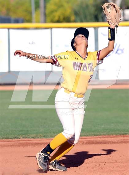 Thumbnail 1 in Mountain Pointe @ Horizon photogallery.