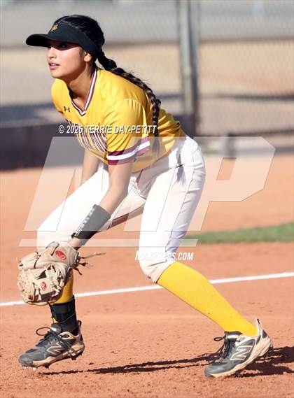 Thumbnail 3 in Mountain Pointe @ Horizon photogallery.