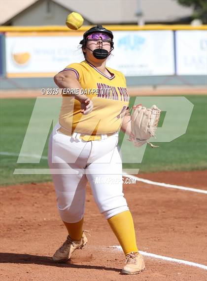Thumbnail 3 in Mountain Pointe @ Horizon photogallery.