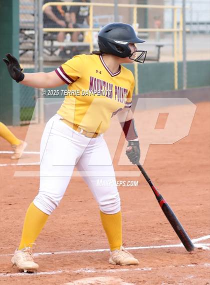 Thumbnail 1 in Mountain Pointe @ Horizon photogallery.