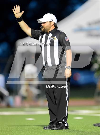 Thumbnail 2 in Bourgeois @ Thibodaux photogallery.