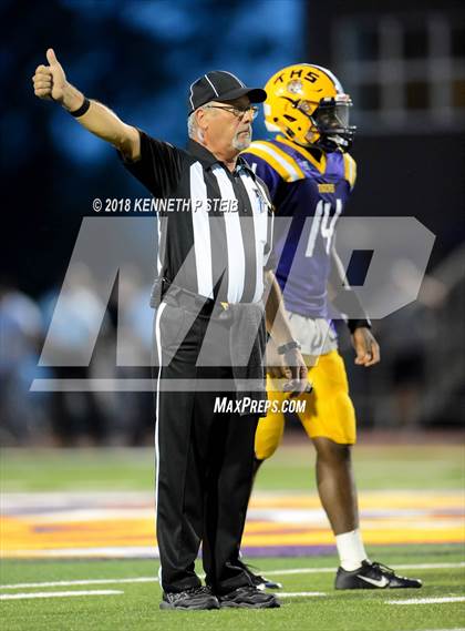 Thumbnail 1 in Bourgeois @ Thibodaux photogallery.