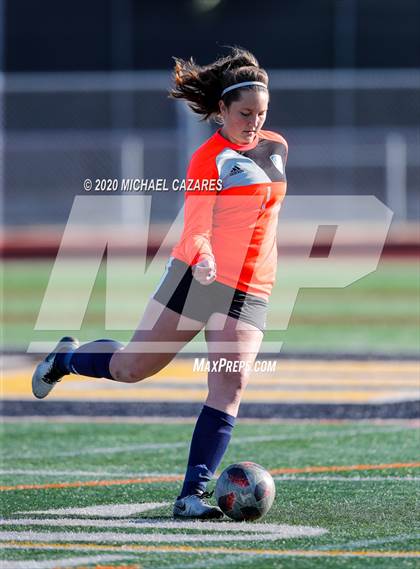 Thumbnail 3 in Grossmont vs. Granite Hills (CIF SDS D1 Final) photogallery.