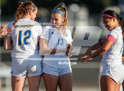Thumbnail 1 in Grossmont vs. Granite Hills (CIF SDS D1 Final) photogallery.