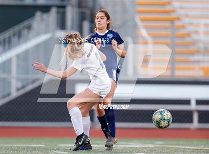 Thumbnail 3 in Grossmont vs. Granite Hills (CIF SDS D1 Final) photogallery.