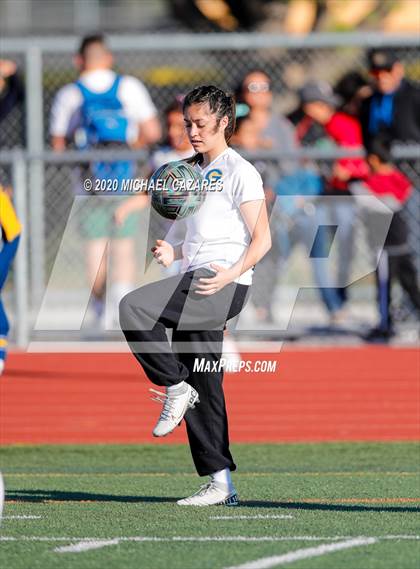 Thumbnail 3 in Grossmont vs. Granite Hills (CIF SDS D1 Final) photogallery.