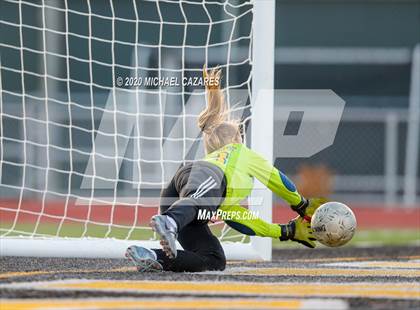 Thumbnail 2 in Grossmont vs. Granite Hills (CIF SDS D1 Final) photogallery.