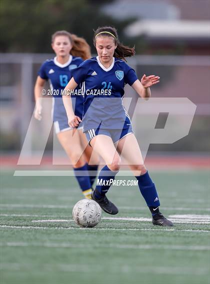Thumbnail 1 in Grossmont vs. Granite Hills (CIF SDS D1 Final) photogallery.