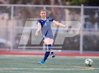 Thumbnail 1 in Grossmont vs. Granite Hills (CIF SDS D1 Final) photogallery.