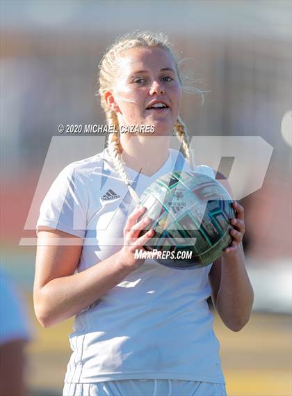 Thumbnail 3 in Grossmont vs. Granite Hills (CIF SDS D1 Final) photogallery.