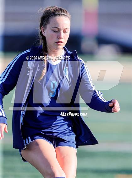 Thumbnail 2 in Grossmont vs. Granite Hills (CIF SDS D1 Final) photogallery.