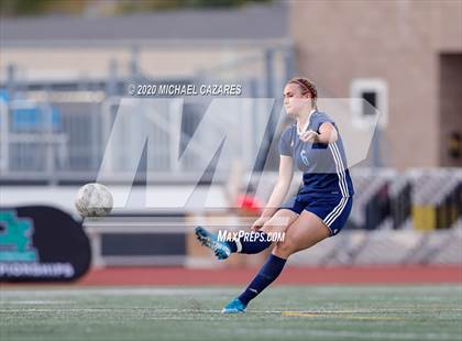 Thumbnail 3 in Grossmont vs. Granite Hills (CIF SDS D1 Final) photogallery.