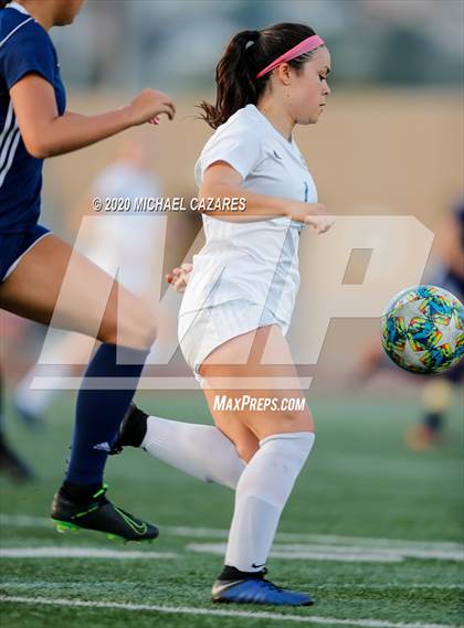 Thumbnail 1 in Grossmont vs. Granite Hills (CIF SDS D1 Final) photogallery.