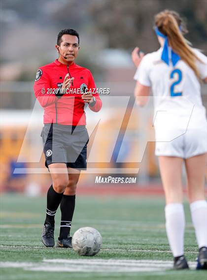 Thumbnail 3 in Grossmont vs. Granite Hills (CIF SDS D1 Final) photogallery.