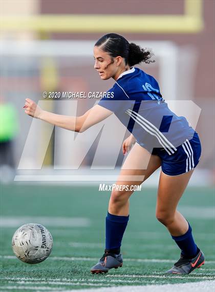Thumbnail 1 in Grossmont vs. Granite Hills (CIF SDS D1 Final) photogallery.